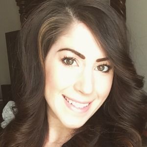 Meet your Posher, Cecilia